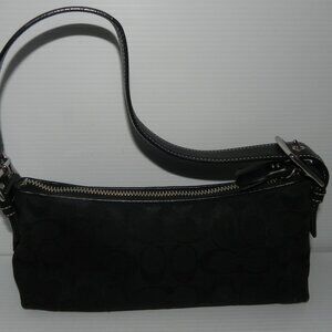 Coach Signature Hampton Black Shoulder Bag #6371.